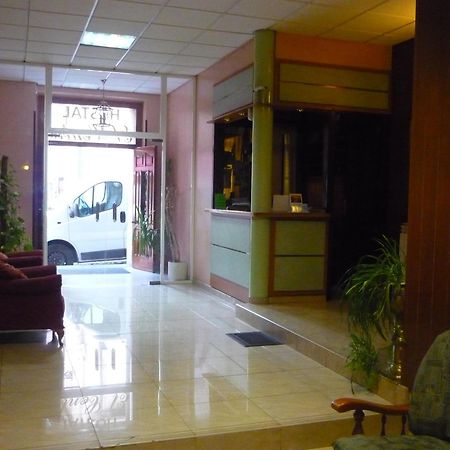 הואסקה Hostal El Centro מראה חיצוני תמונה