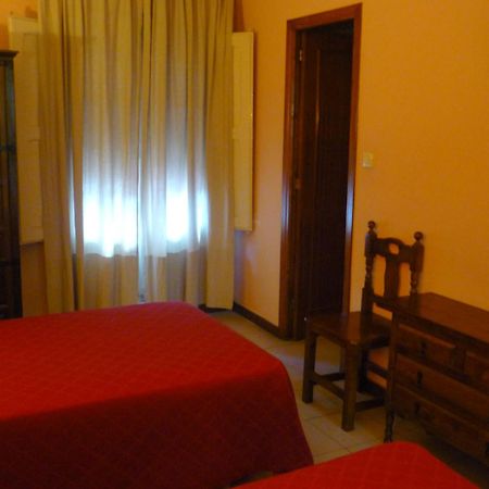 הואסקה Hostal El Centro חדר תמונה