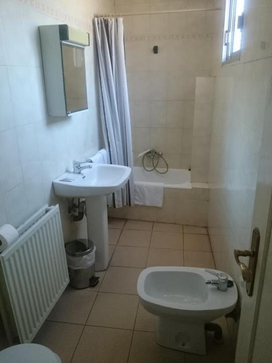 הואסקה Hostal El Centro מראה חיצוני תמונה