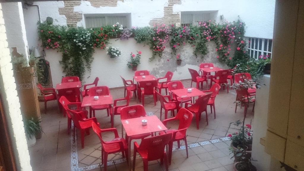 הואסקה Hostal El Centro מראה חיצוני תמונה